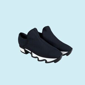 iRi Wes Sneaker Size 10.5 EU 40.5 Neoprene Black Low Top Wavy Outsole NWOB $215